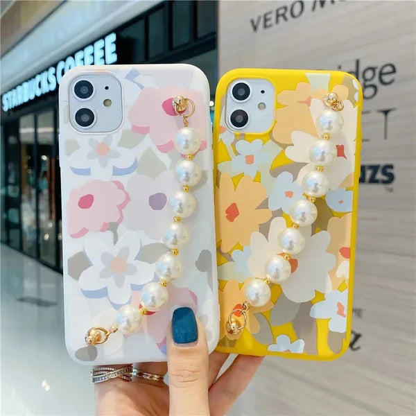 Yellow & White Flowers Pattern Case With Pearl Chain