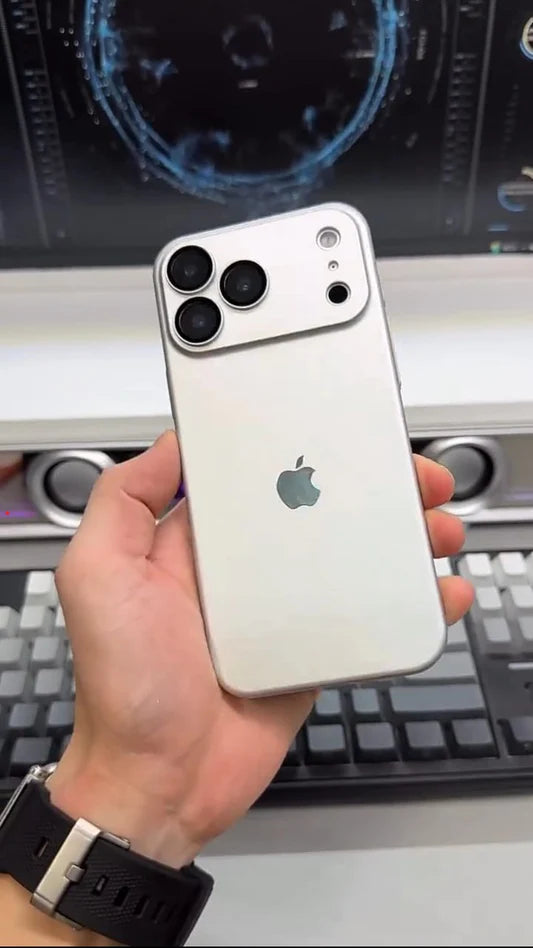 PC SLIM & SLEEK LUXURY CASE
