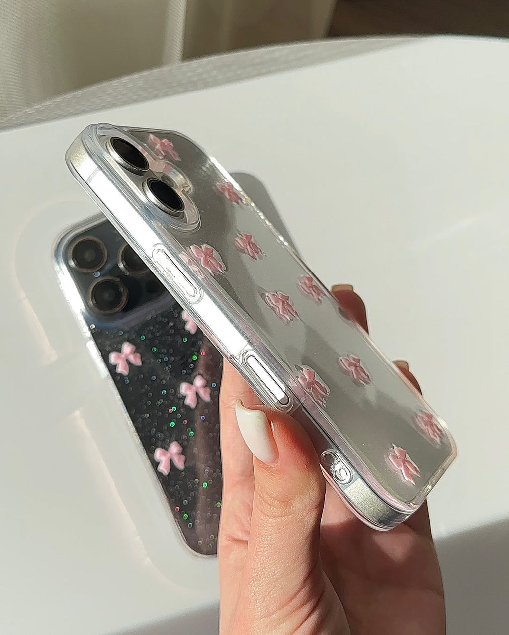 Pink Bow Crystal Shimmer Case ✨(FLAT 50% OFF)